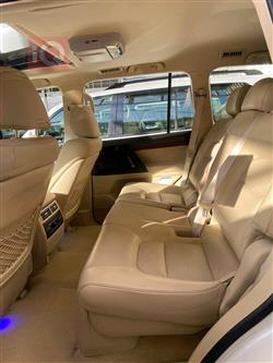 تۆیۆتا لاند کروزەر